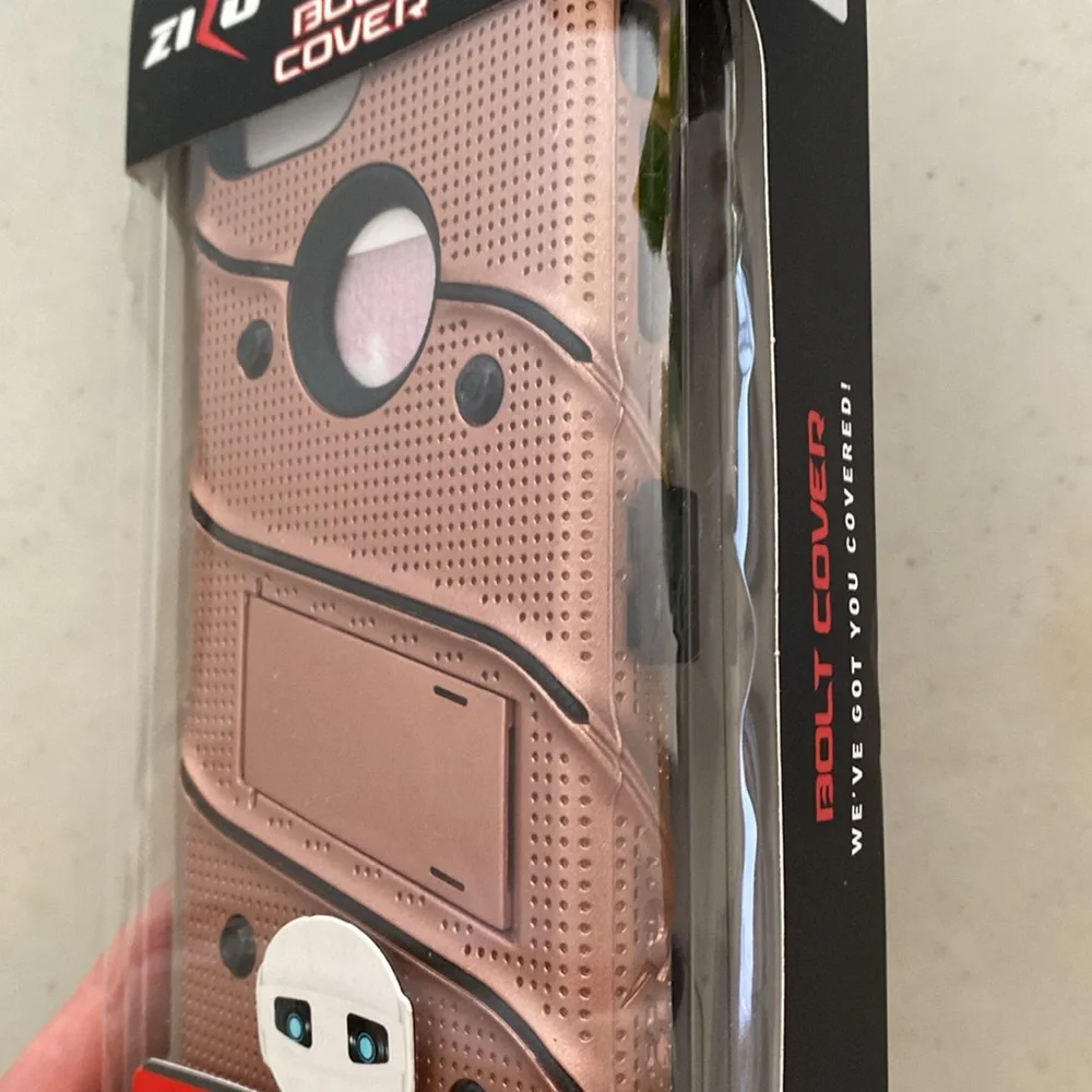 iPhone 7 Plus case and glass screen protector